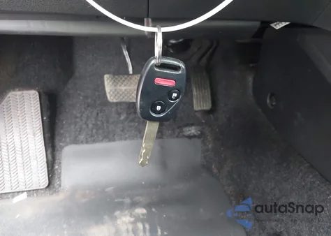 2009 Honda Fit Sport z USA, uszkodzony, nr VIN JHMGE88429S066118